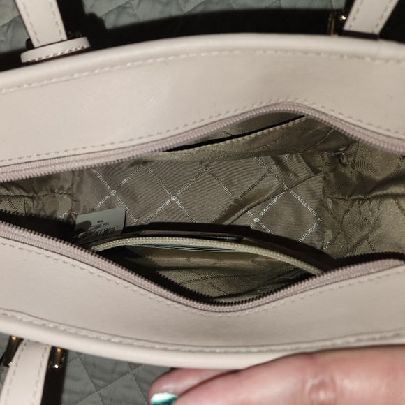 Michael Kors Jet Set Travel Extra-Small Saffiano Leather Top-Zip Tote Bag - Picture 2 of 5